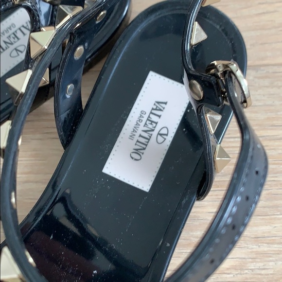 Valentino Garavani Rockstud Sandals - Picture 3 of 16